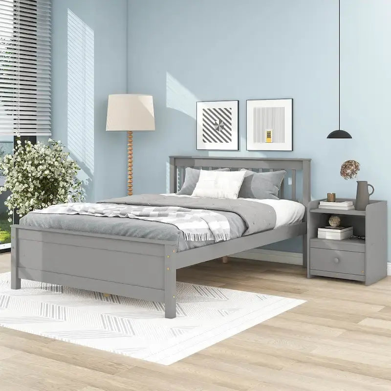 Cama de madera de pino de tamaño matrimonial con cabecero y pie de cama para niños