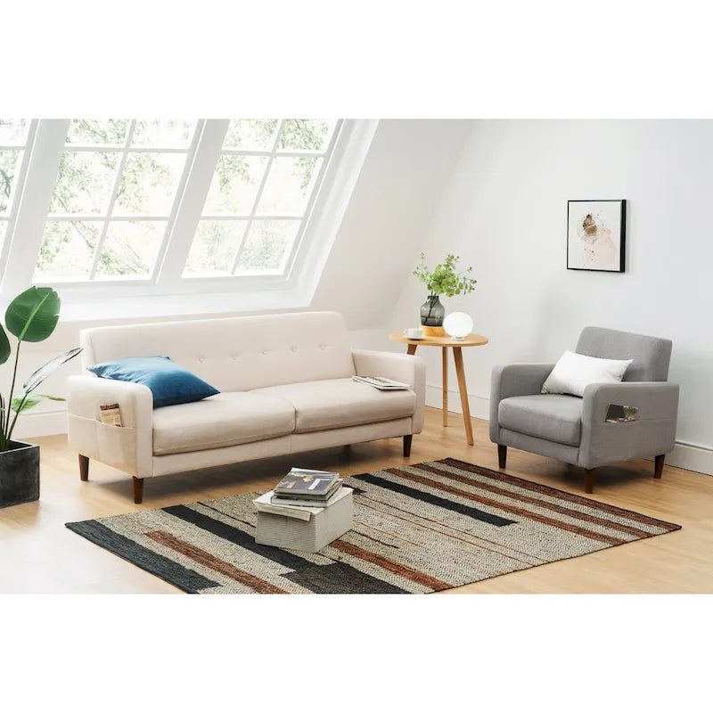 Modernes Leinen-Sofa mit Knopfheftung und Taschen an den Armlehnen