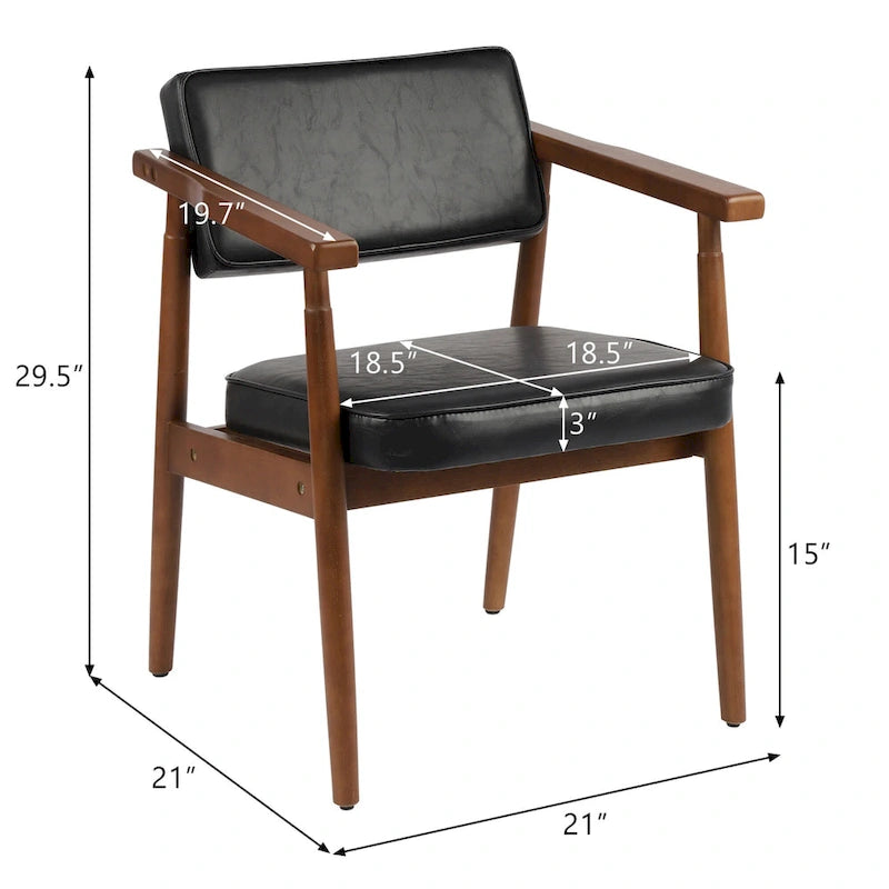 Silla de comedor tapizada en piel sintética color nogal, con brazos acolchados, madera maciza y respaldo abierto