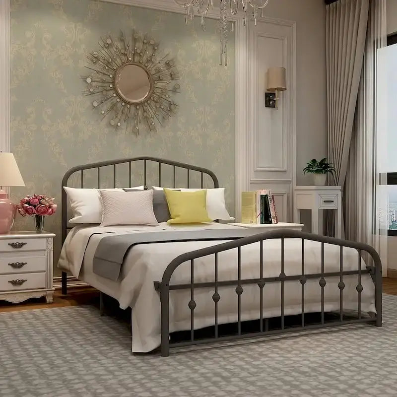 Estructura de cama con plataforma de metal y cabecera vintage