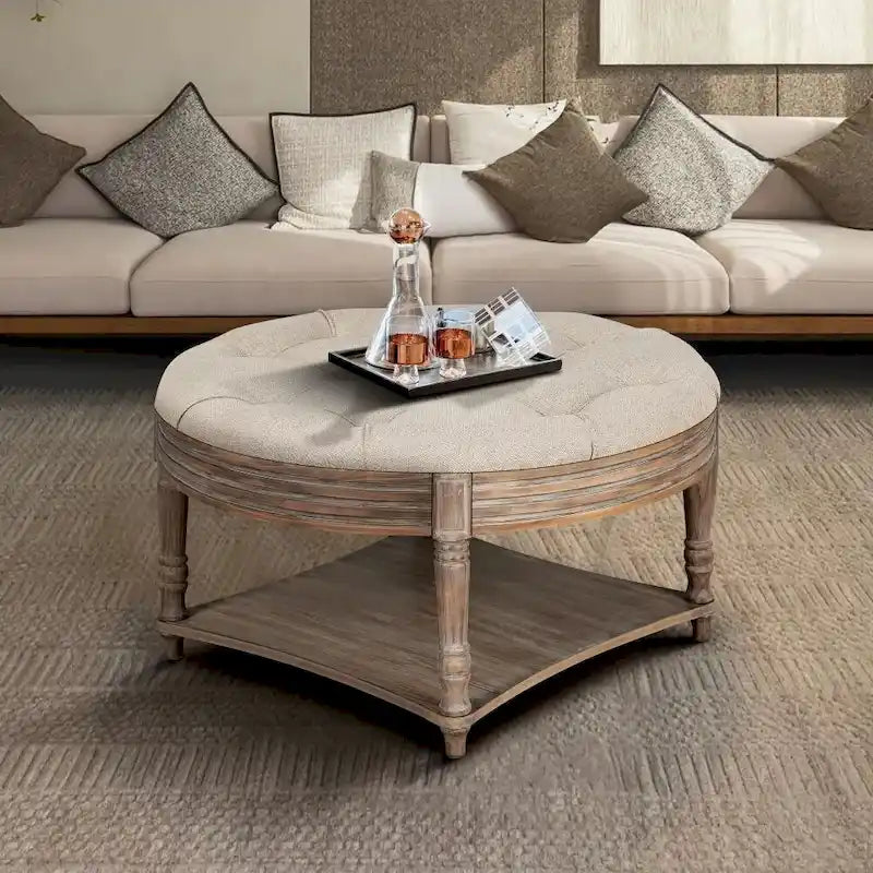 Runder Couchtisch mit 2-stufigem, knopfgeheftetem Ottomanen-Design
